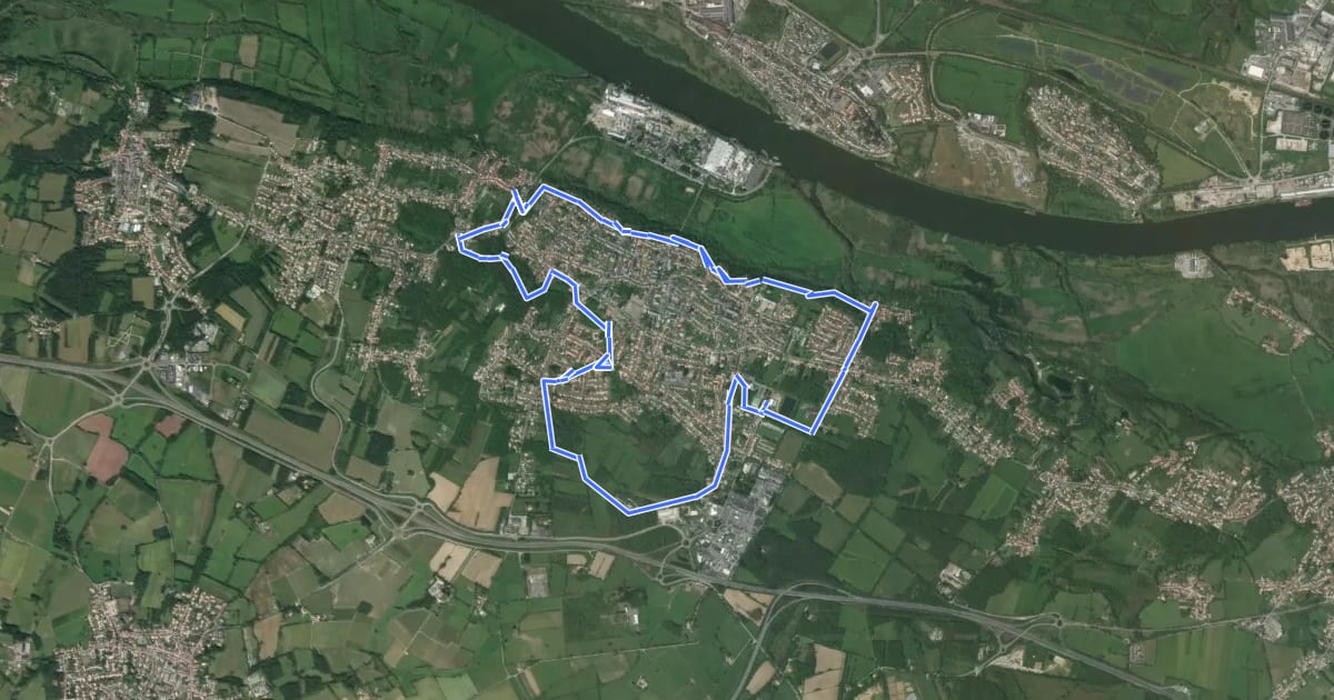 Маршрут Circuit des Coteaux de la Montagne на спутниковом снимке