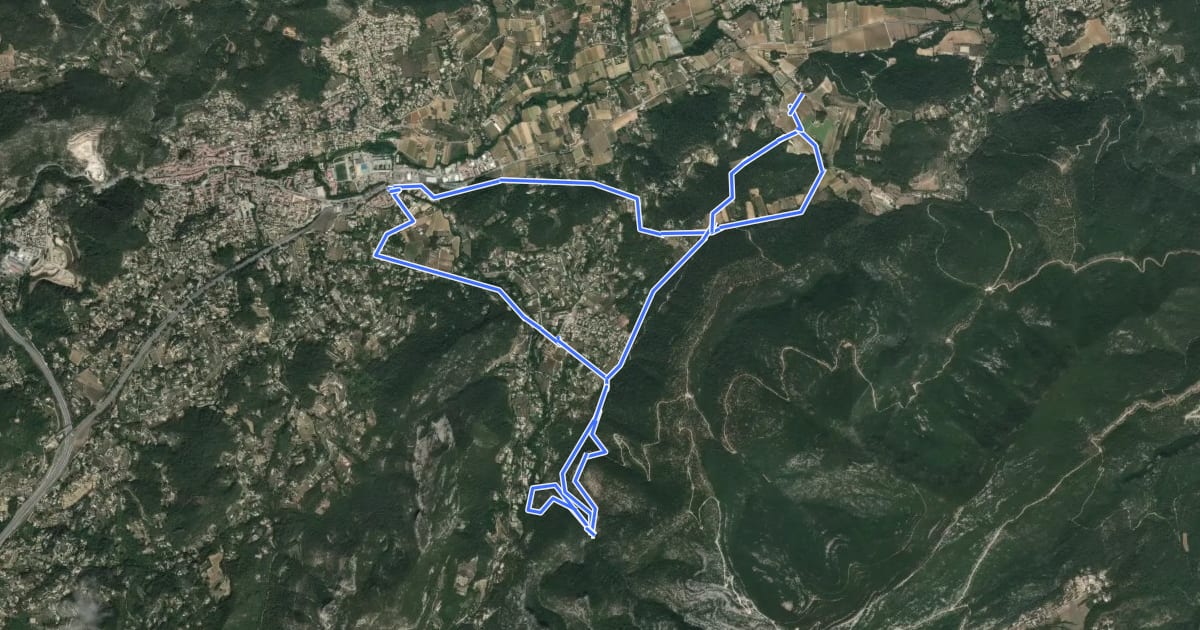 Маршрут Circuit des Encanaux de 15 Km на спутниковом снимке