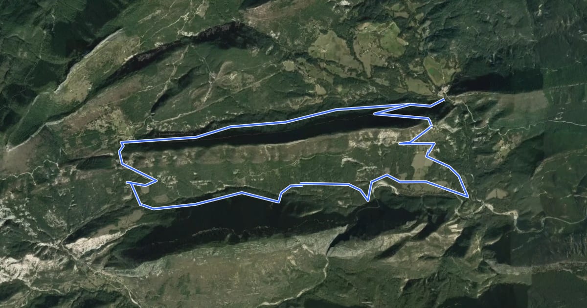 Маршрут Circuit des Mujouls на спутниковом снимке