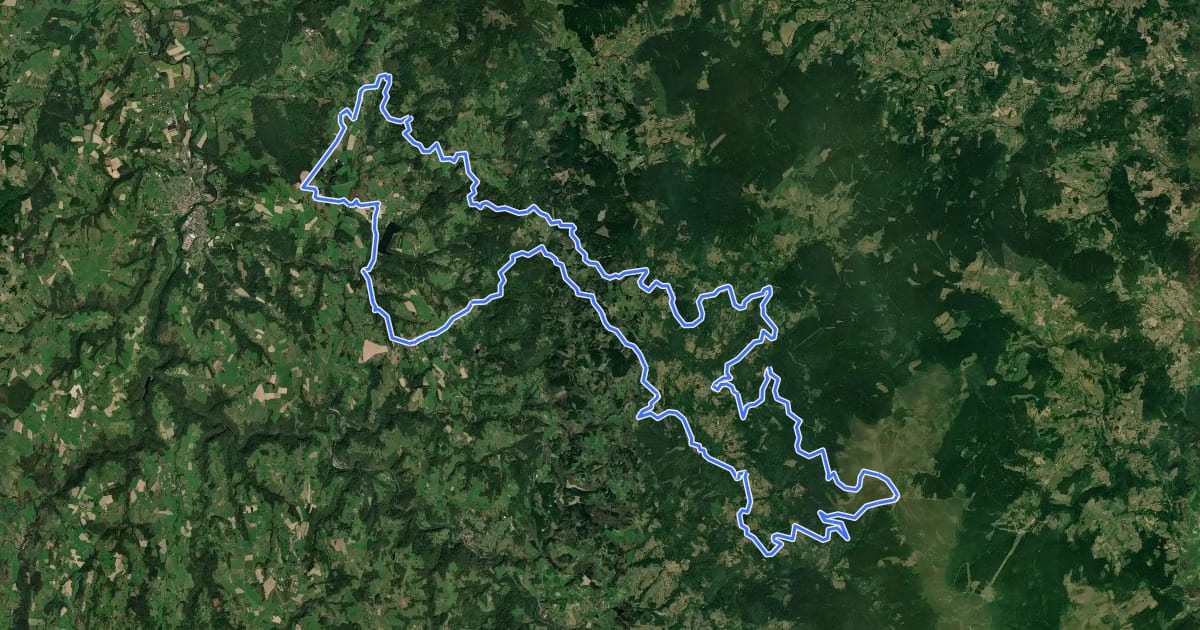 Маршрут Circuit du Forez - Les Hautes-Chaumes на спутниковом снимке