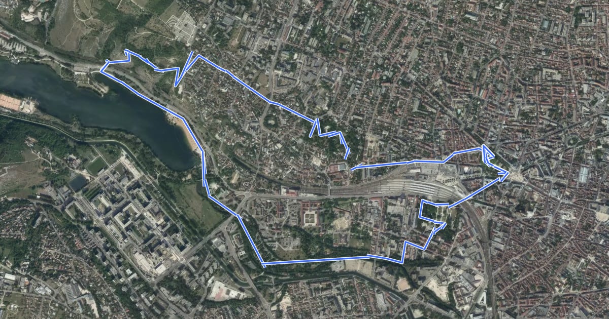 Маршрут Circuit du Martin-Pêcheur на спутниковом снимке