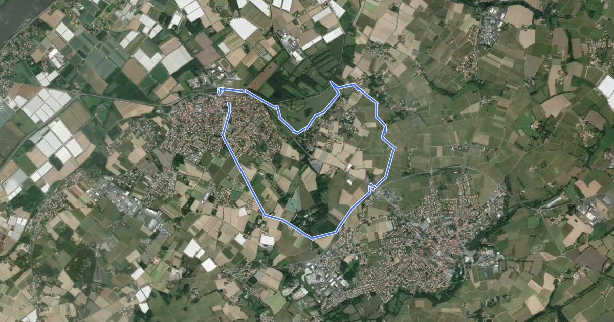 Маршрут Circuit du Petit Anjou на спутниковом снимке