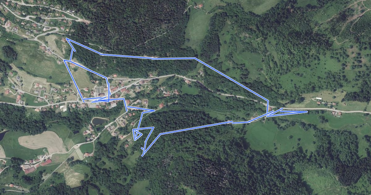 Маршрут Circuit du Village на спутниковом снимке