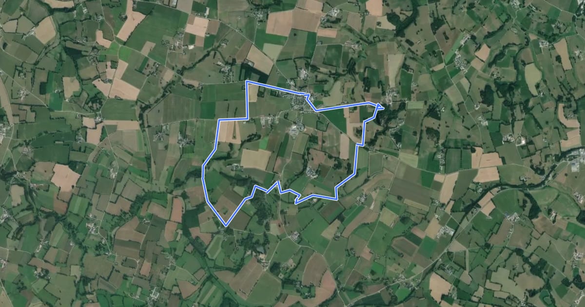 Маршрут circuit Pierres et Nature на спутниковом снимке