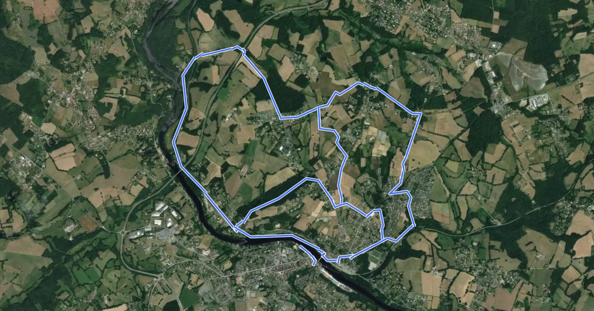 Маршрут Circuit Puys et Vallées en Pays d'Aixe на спутниковом снимке