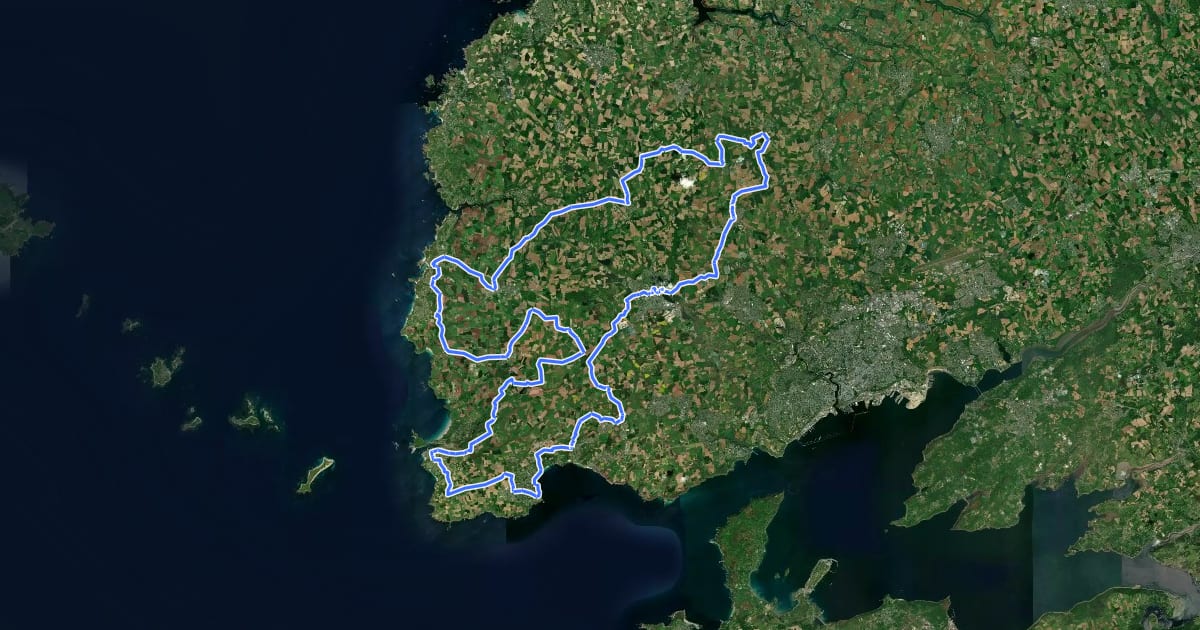 Маршрут Circuit vélo Les vieilles pierres на спутниковом снимке