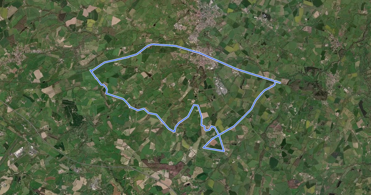 Маршрут Circuit VTT de Nueil на спутниковом снимке