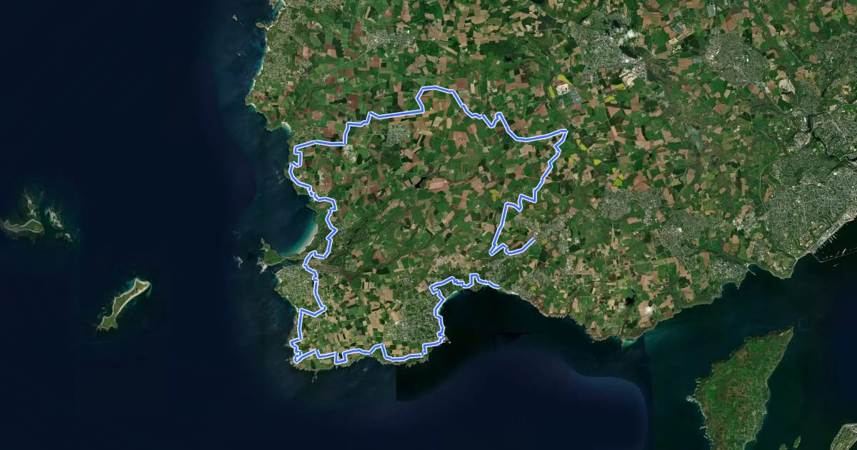 Маршрут Circuit VTT n°4 Pays d'Iroise на спутниковом снимке