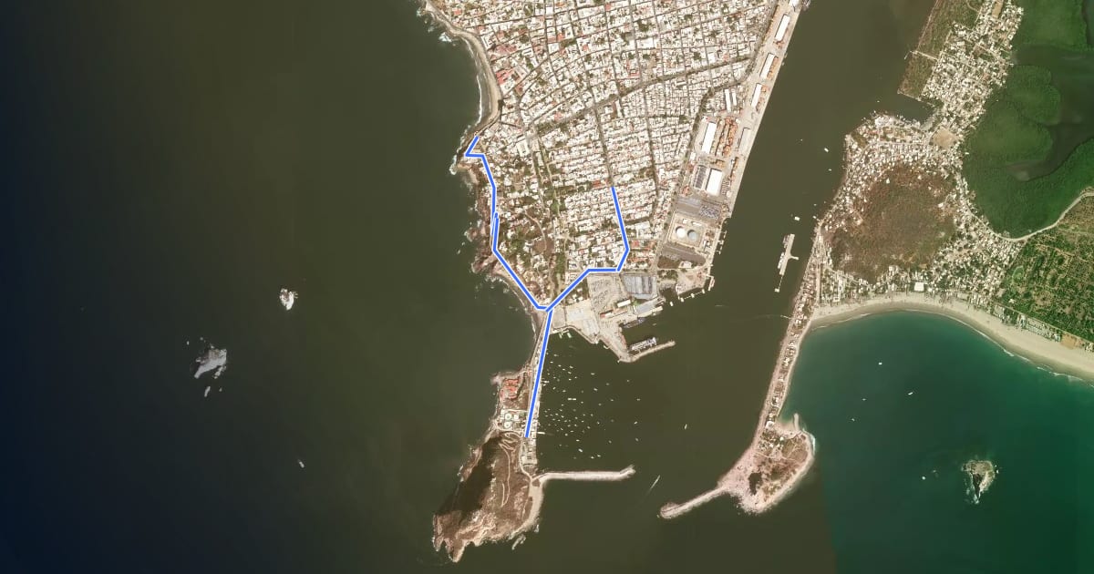 Маршрут Circuito Paseo Centenario на спутниковом снимке