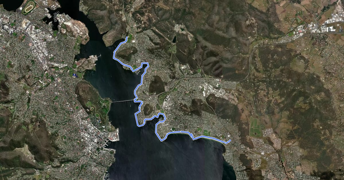 Маршрут Clarence Foreshore Trail на спутниковом снимке