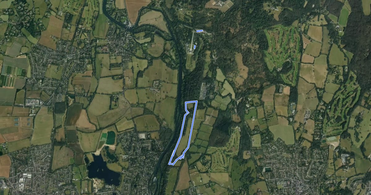 Маршрут Cliveden Blue Walking Trail, Cliveden на спутниковом снимке