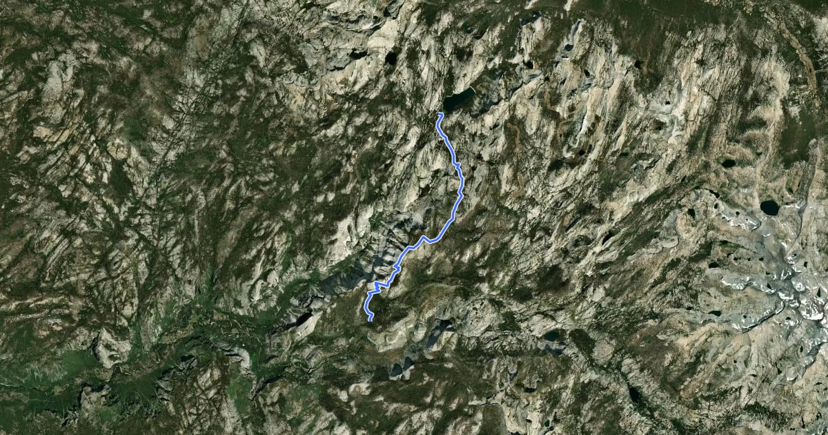 Маршрут Clouds Rest Trail на спутниковом снимке
