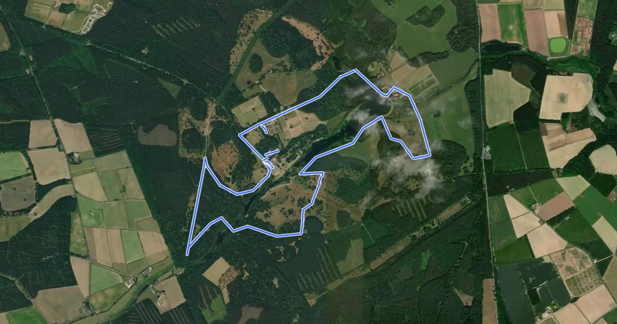 Маршрут Clumber on the War Path Circular Walk, Clumber Park на спутниковом снимке