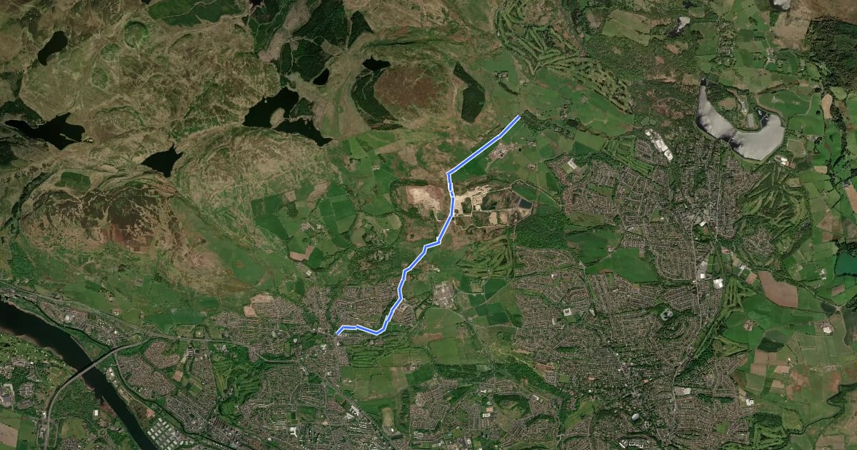 Маршрут Clyde Coastal Path: 3: 8 Hardgate to Stockiemuir Road на спутниковом снимке
