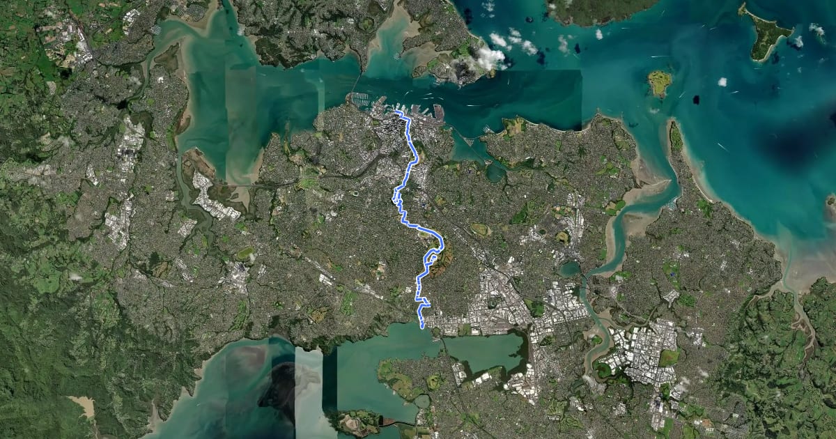 Маршрут Coast to Coast Walkway (Waitematā to Manukau) на спутниковом снимке