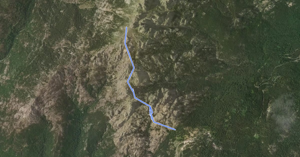 Маршрут Col de Bavella<->Aiguilles de Bavella на спутниковом снимке