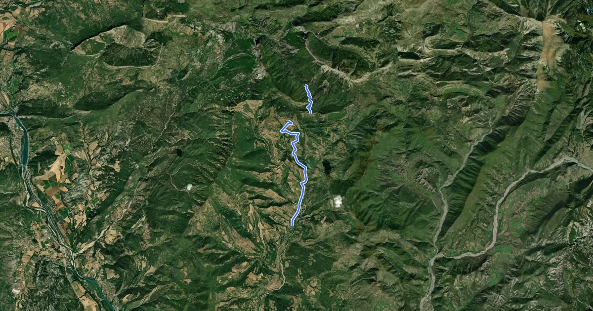 Маршрут Col de Fontbelle (1304 m) depuis Thoard на спутниковом снимке