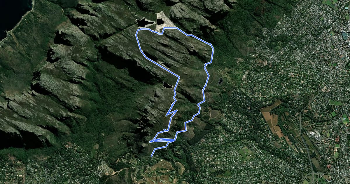 Маршрут Constantia Nek - Skeleton Gorge - Woodhead, Victoria and Alexandra Reservoir Trail на спутниковом снимке