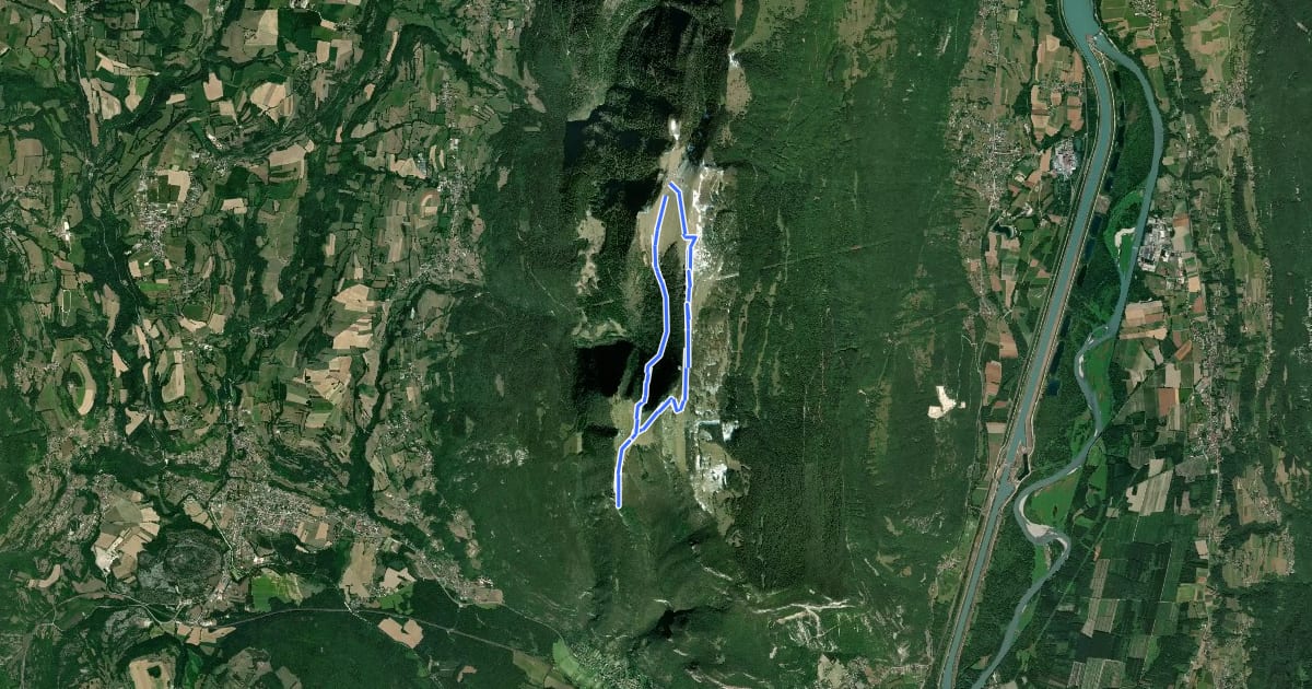 Маршрут Crêtes du Grand Colombier на спутниковом снимке
