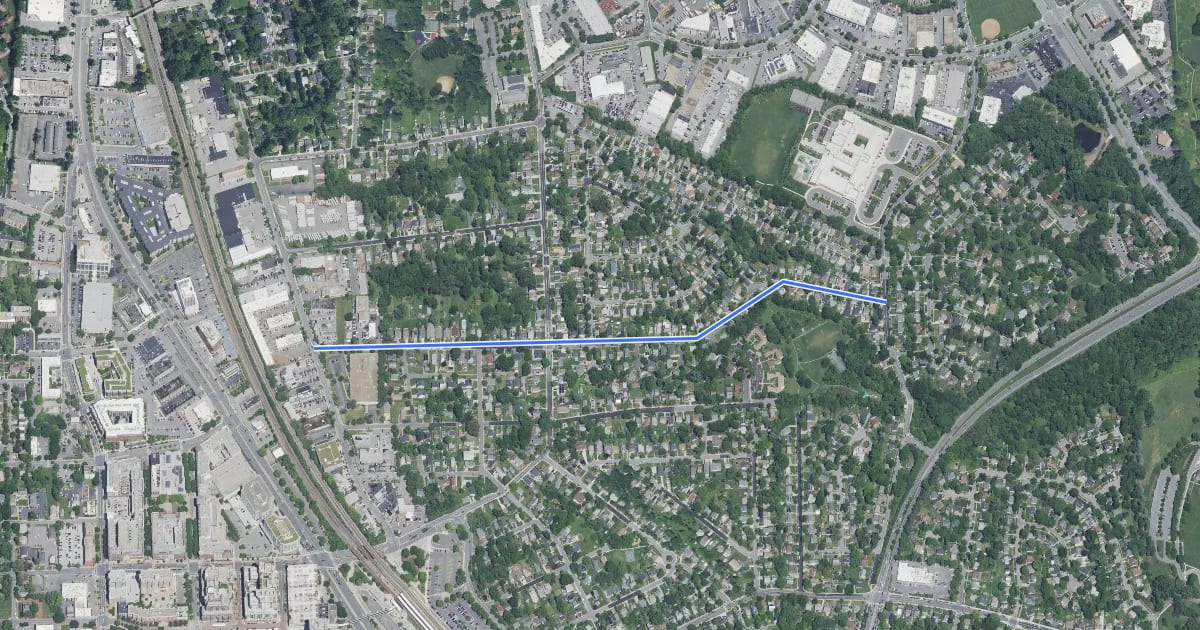 Маршрут Crabb Avenue на спутниковом снимке