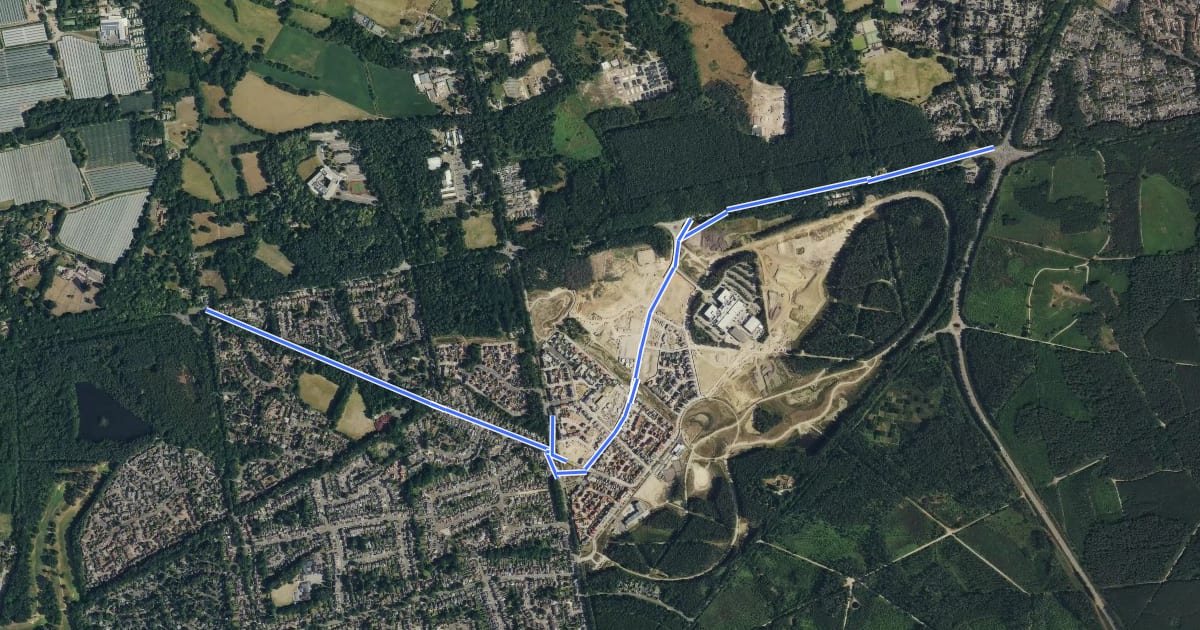 Маршрут Crowthorne Useful Cycle Routes на спутниковом снимке
