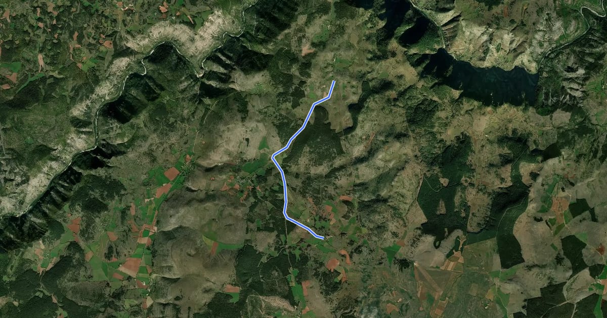 Маршрут CSG 06C2 : Carrefour GR - Mas de Val на спутниковом снимке
