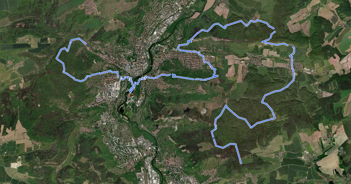 Маршрут Culmberg-Steinkreuz-Jenzig-Fuchsturm-Forsthaus-Papiermühle на спутниковом снимке