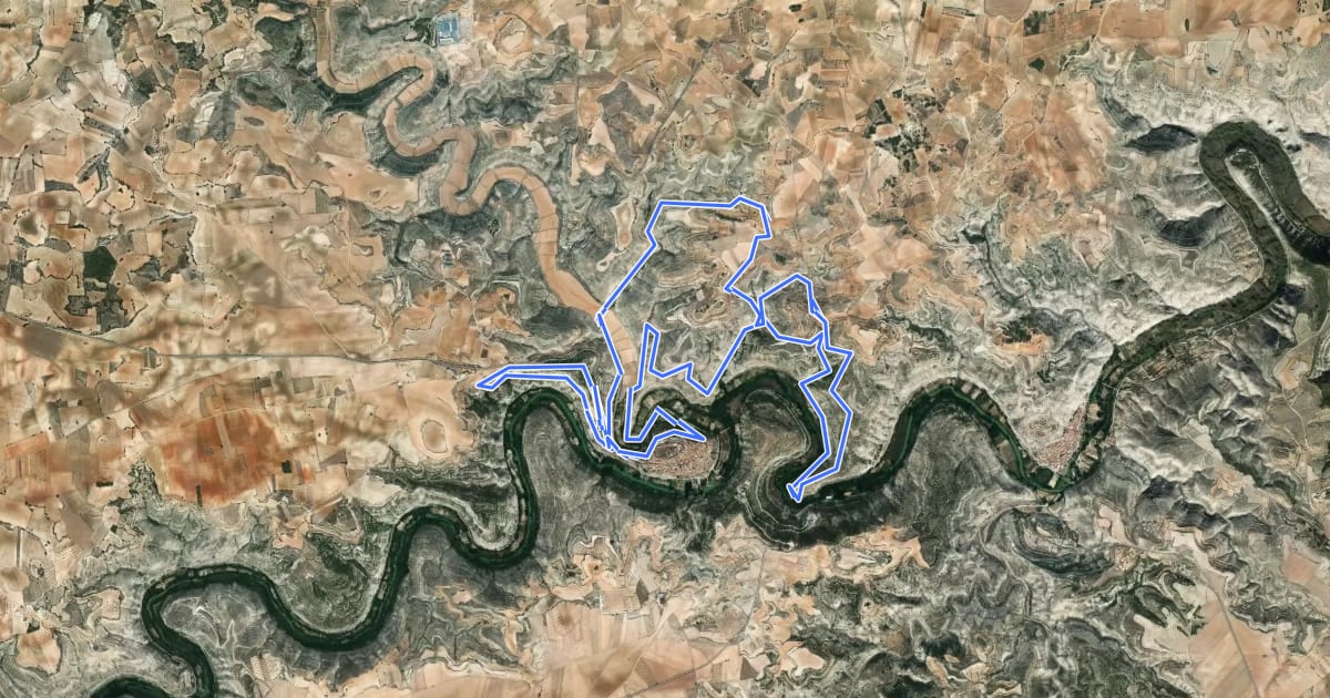 Маршрут Cumbres y barrancos Hoz del Júcar на спутниковом снимке