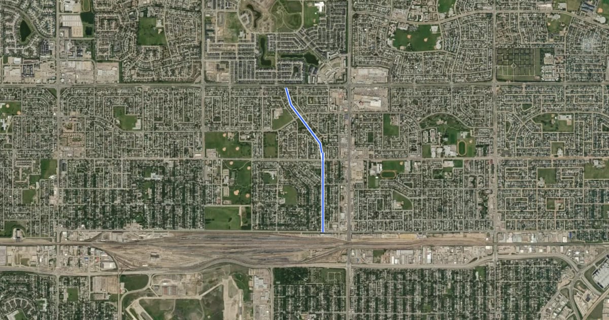 Маршрут Cycle: 102 St Greenway Cycle Route на спутниковом снимке