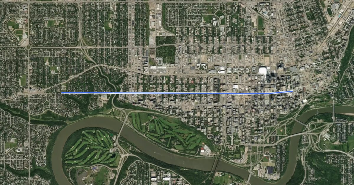 Маршрут Cycle: 102Ave, Oliverbahn Protected Bike Lane на спутниковом снимке