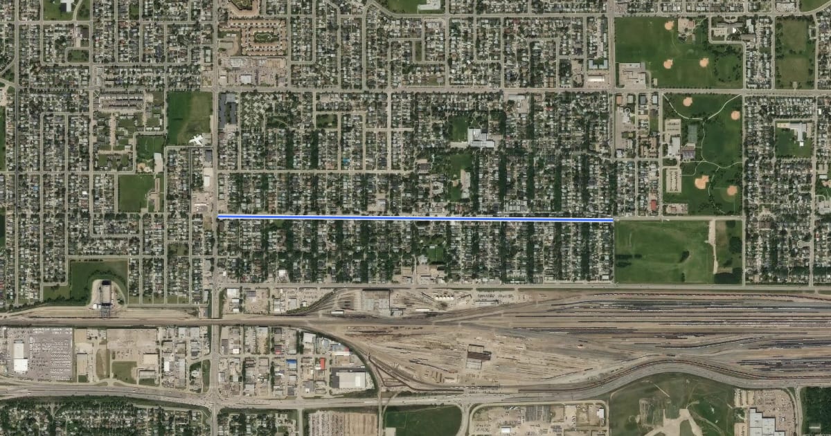 Маршрут Cycle: 129 Ave Multiuse Pathway Cycle Route на спутниковом снимке