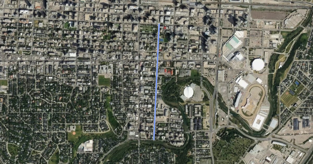 Маршрут Cycle: 2 St SW cycling lane route на спутниковом снимке