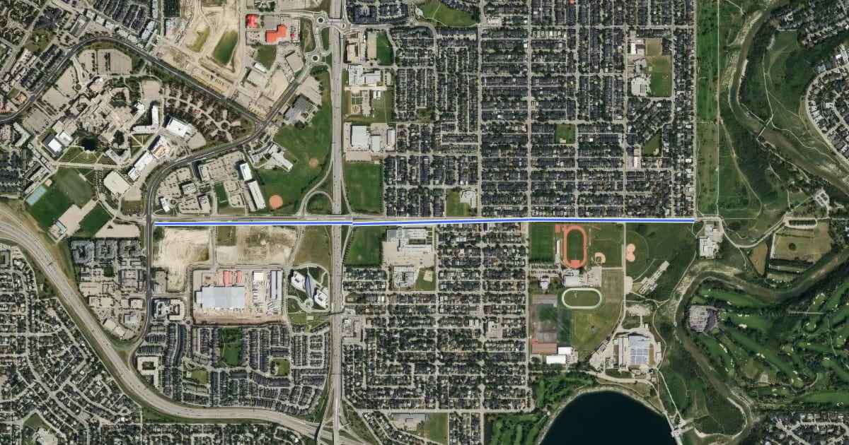 Маршрут Cycle: 50Av SW Bike Route на спутниковом снимке