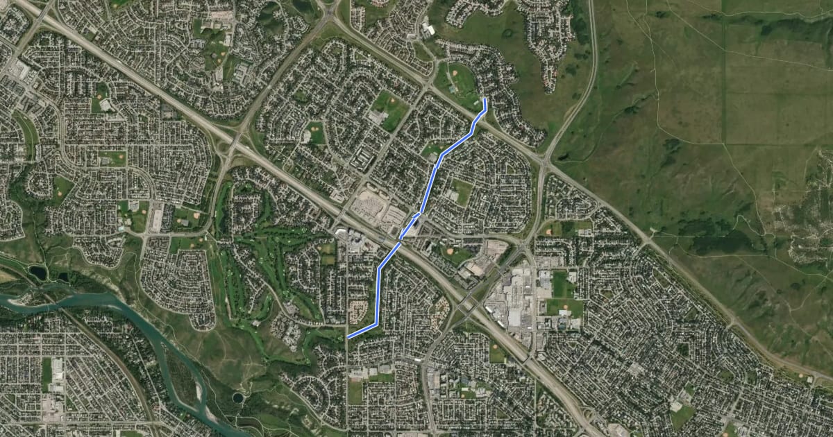 Маршрут Cycle: Dalhousie - Bow River Connection на спутниковом снимке