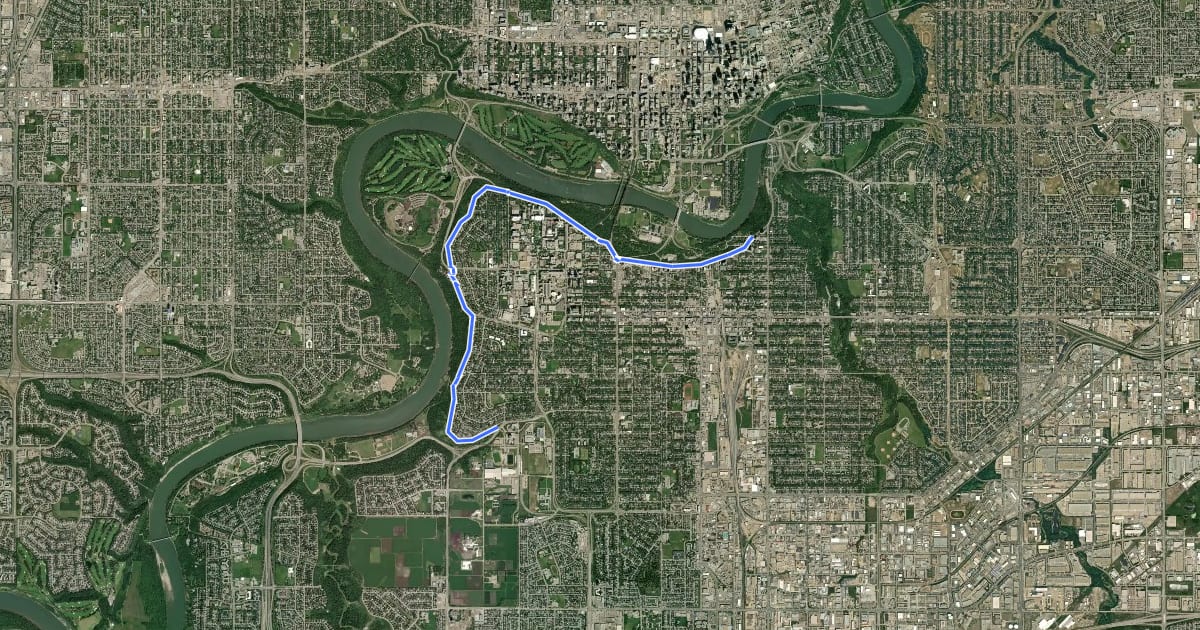 Маршрут Cycle: Saskdrive multiuse and shared lane bike route на спутниковом снимке