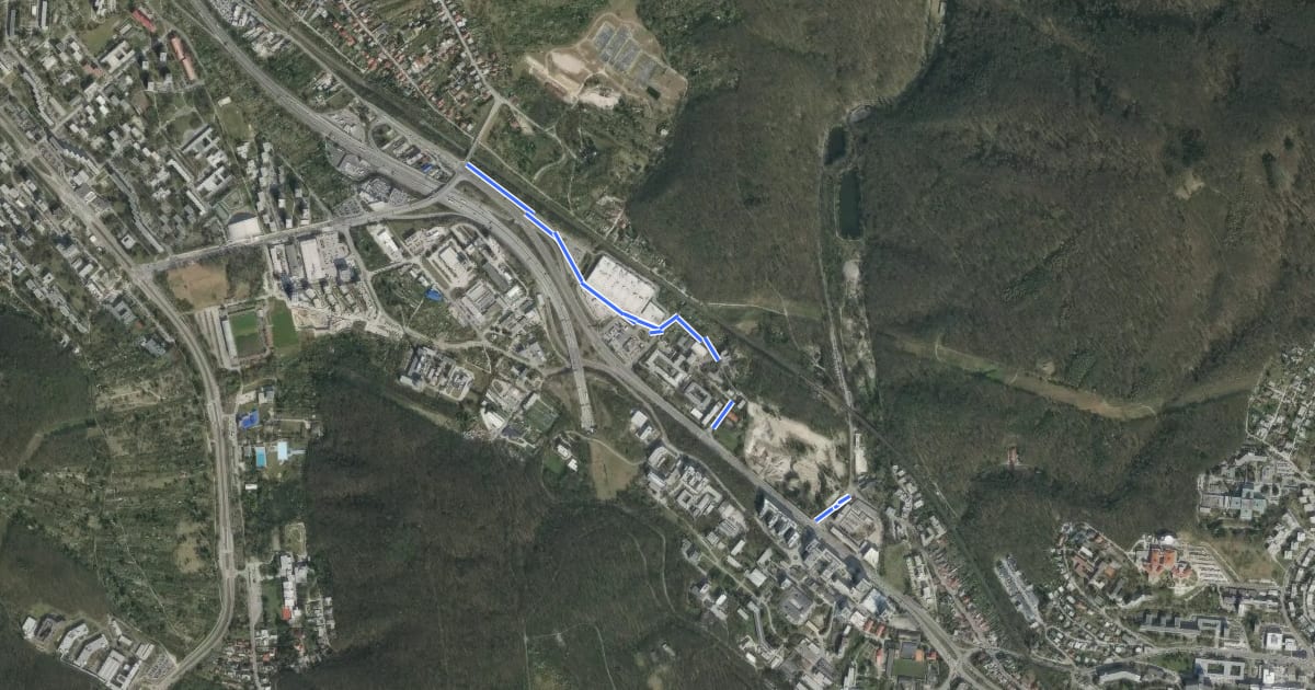 Маршрут Cyklotrasa S520: Spojka Lamačská cesta (plánovaná) на спутниковом снимке