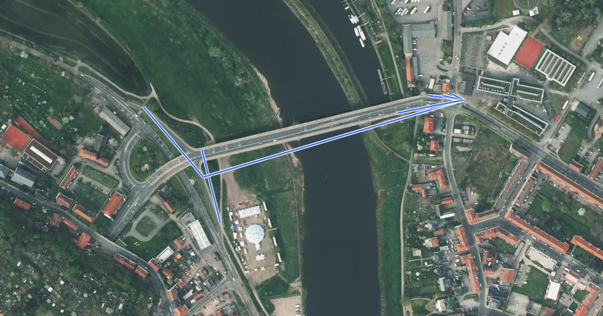 Маршрут [D10] Elberadweg Querung Meißen на спутниковом снимке