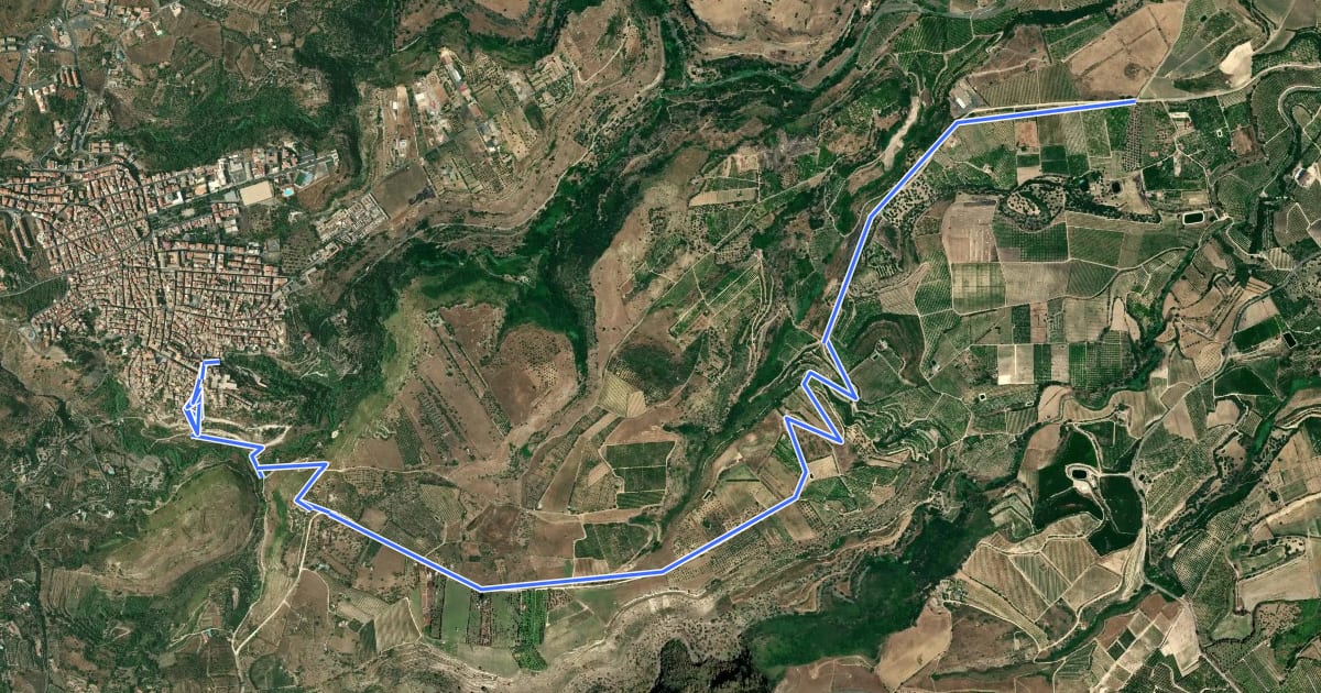 Маршрут Da Parco Archeologico Santa Maria La Vetere a Bivio C.Linziti на спутниковом снимке