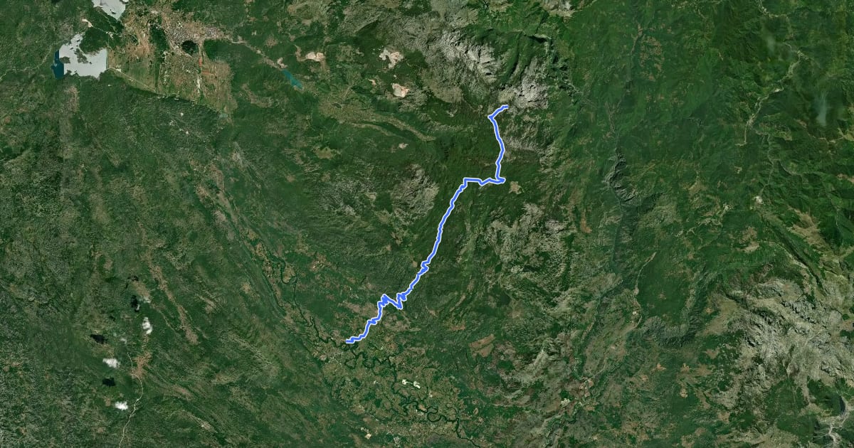 Маршрут Danilovgrad – Katun Maganik (suggested trail, no trailmarks) на спутниковом снимке