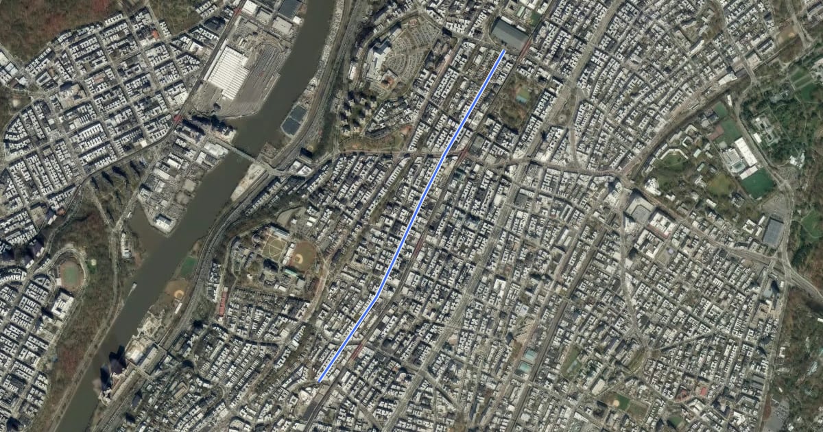 Маршрут Davidson Avenue на спутниковом снимке