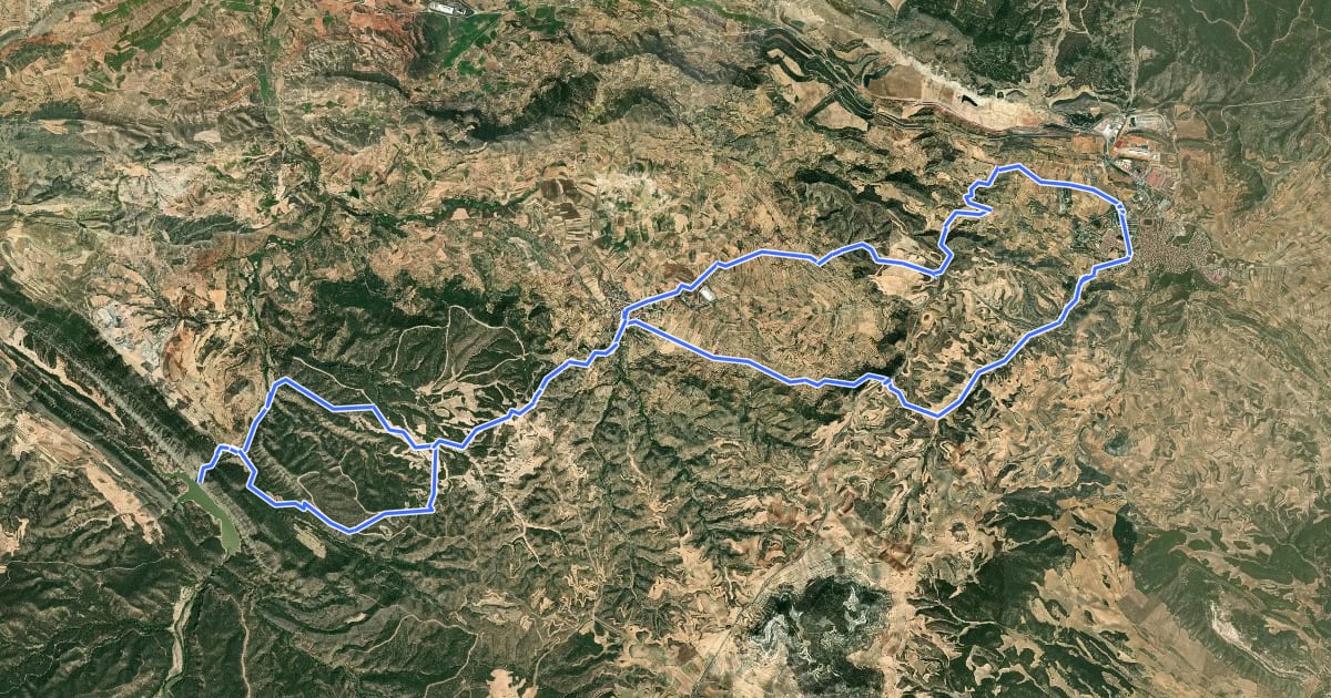 Маршрут De Andorra al Embalse de Escuriza на спутниковом снимке