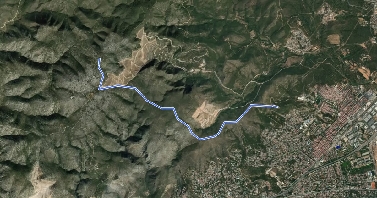 Маршрут De Cal Ganxo a la Morella на спутниковом снимке