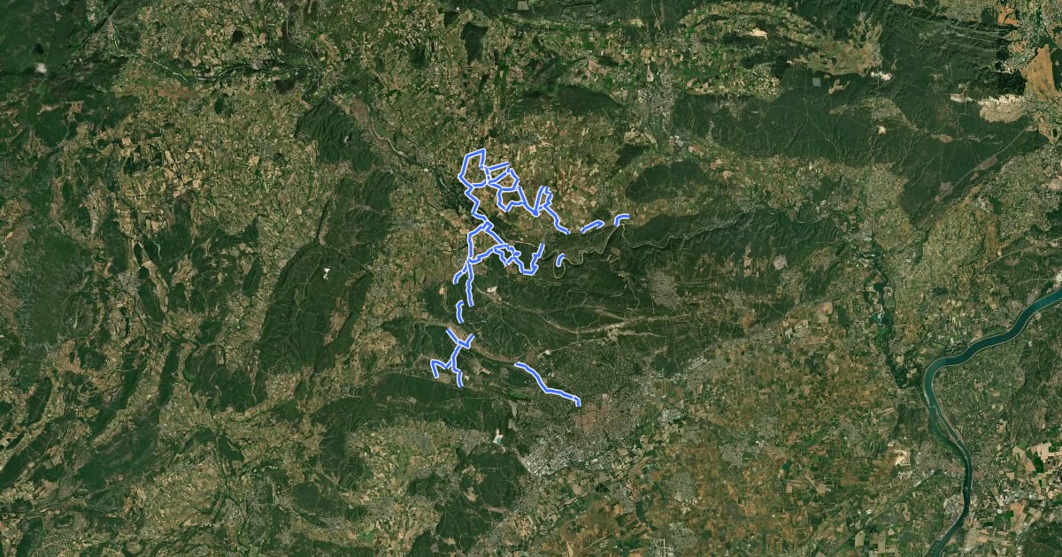 Маршрут De Garrigues en Costières на спутниковом снимке