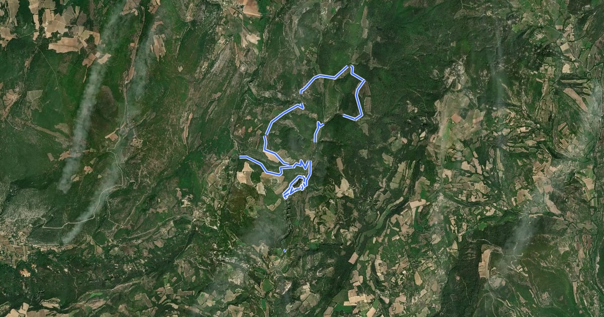 Маршрут De Gorges en Abbayes на спутниковом снимке