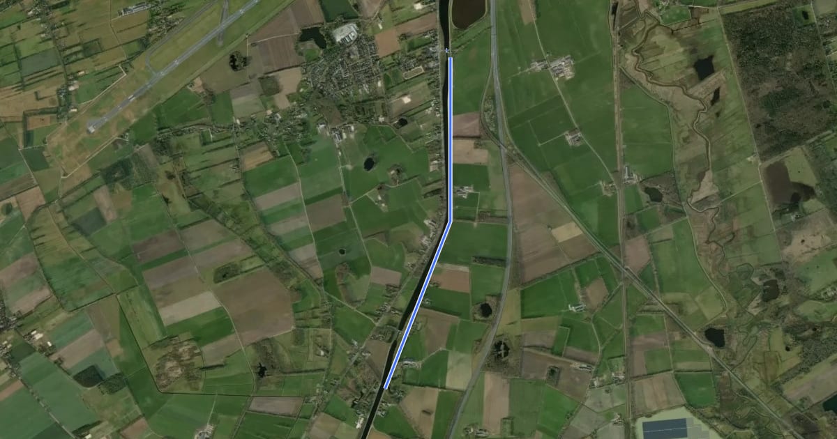 Маршрут De Groene As - De Punt - Vriezerbrug на спутниковом снимке
