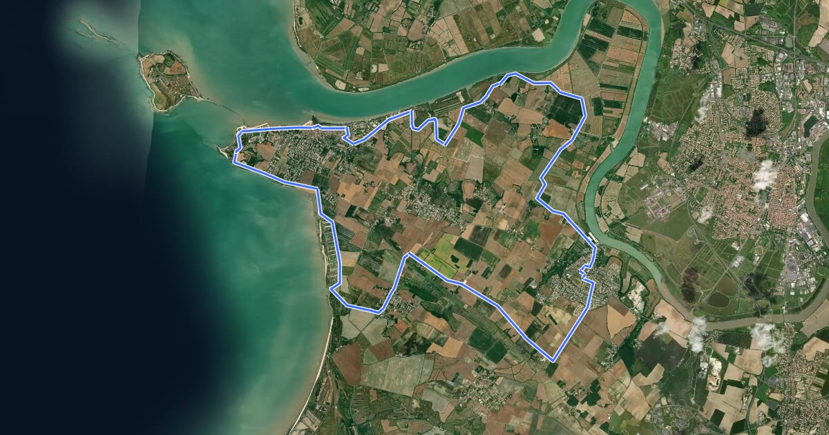 Маршрут De la Charente à l’Atlantique на спутниковом снимке