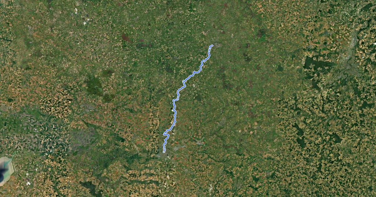 Маршрут De la Manche aux Pyrénées 11, Parthenay - Niort на спутниковом снимке