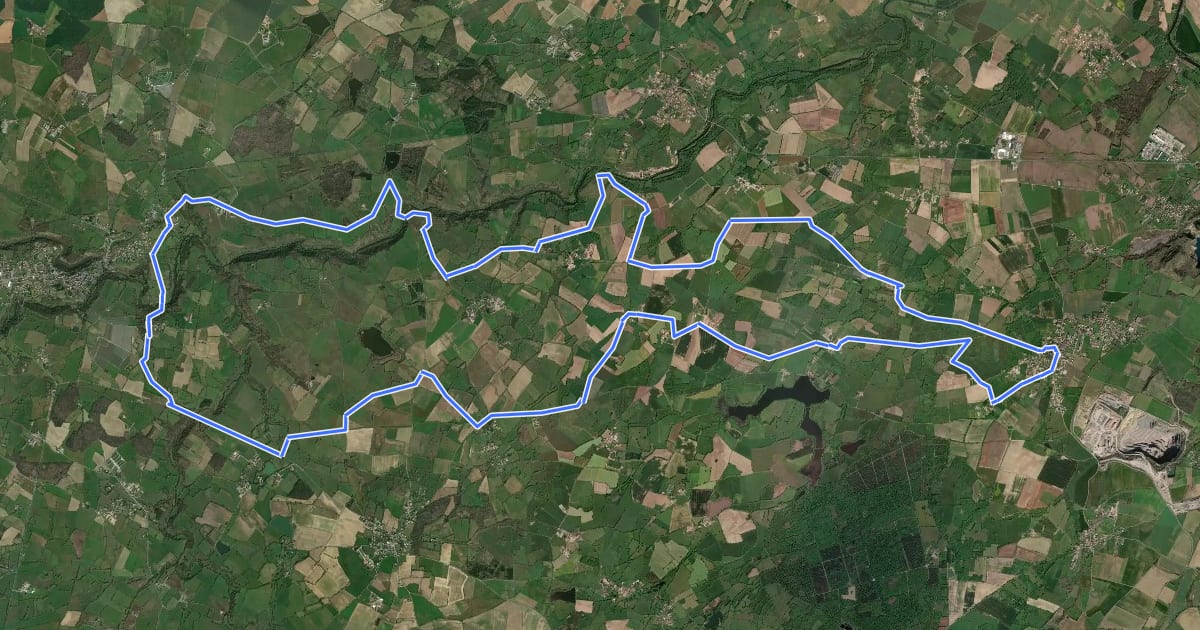 Маршрут De la plaine Thouarsaise à la vallée de l’Argenton на спутниковом снимке
