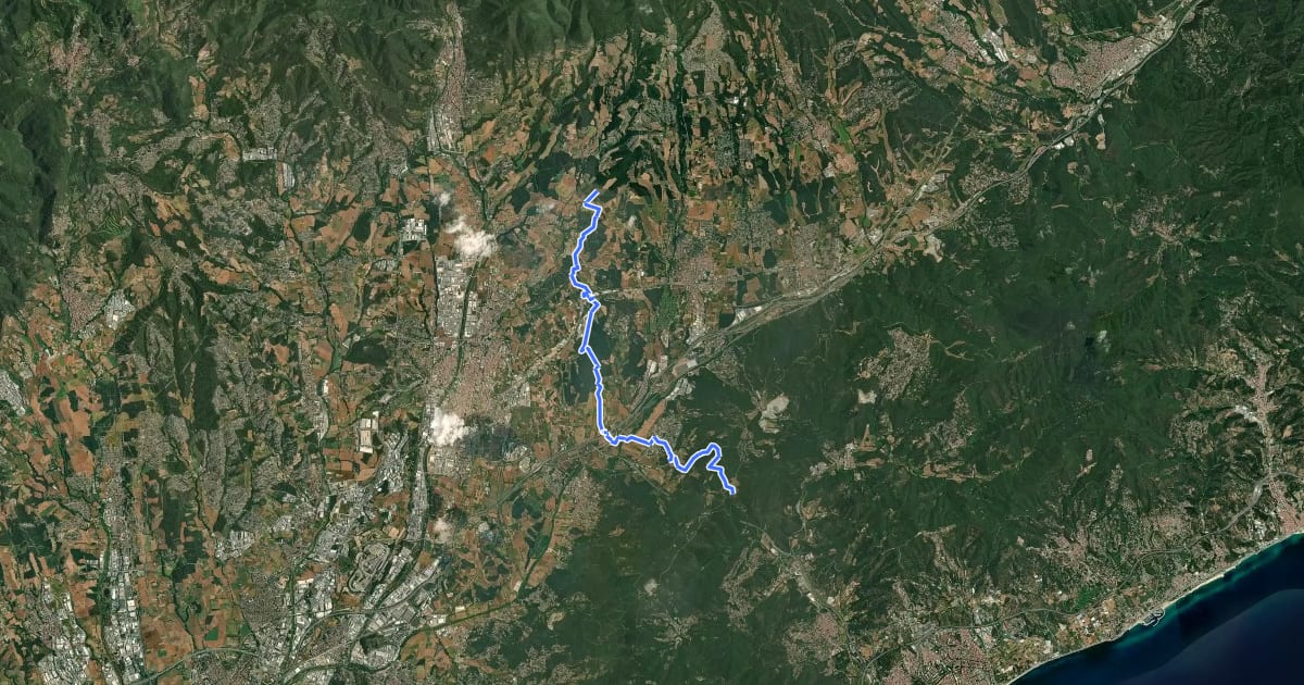 Маршрут De la Tordera al Llobregat. Variant Marata - Pla de l'Espinal на спутниковом снимке