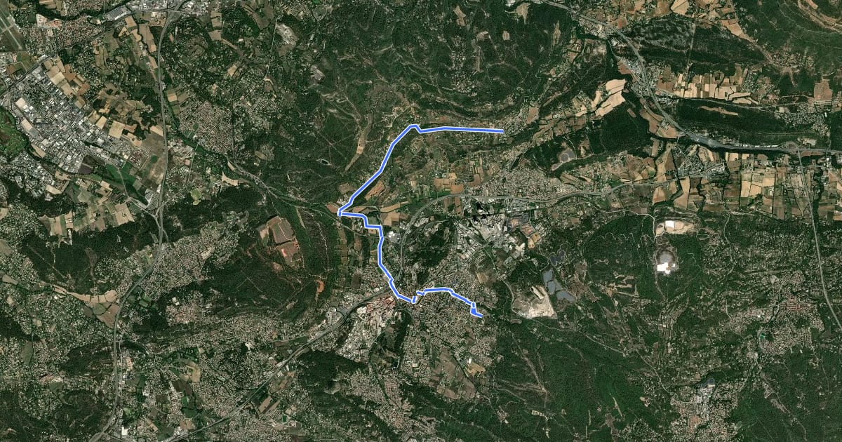 Маршрут De Meyreuil à Gardanne на спутниковом снимке